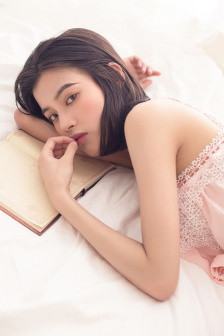 ai人脸替换明星小视频
